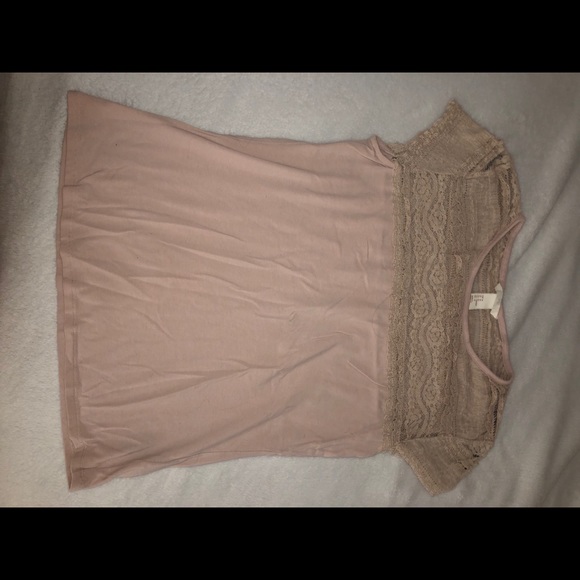 H&M Tops - H&M lace top